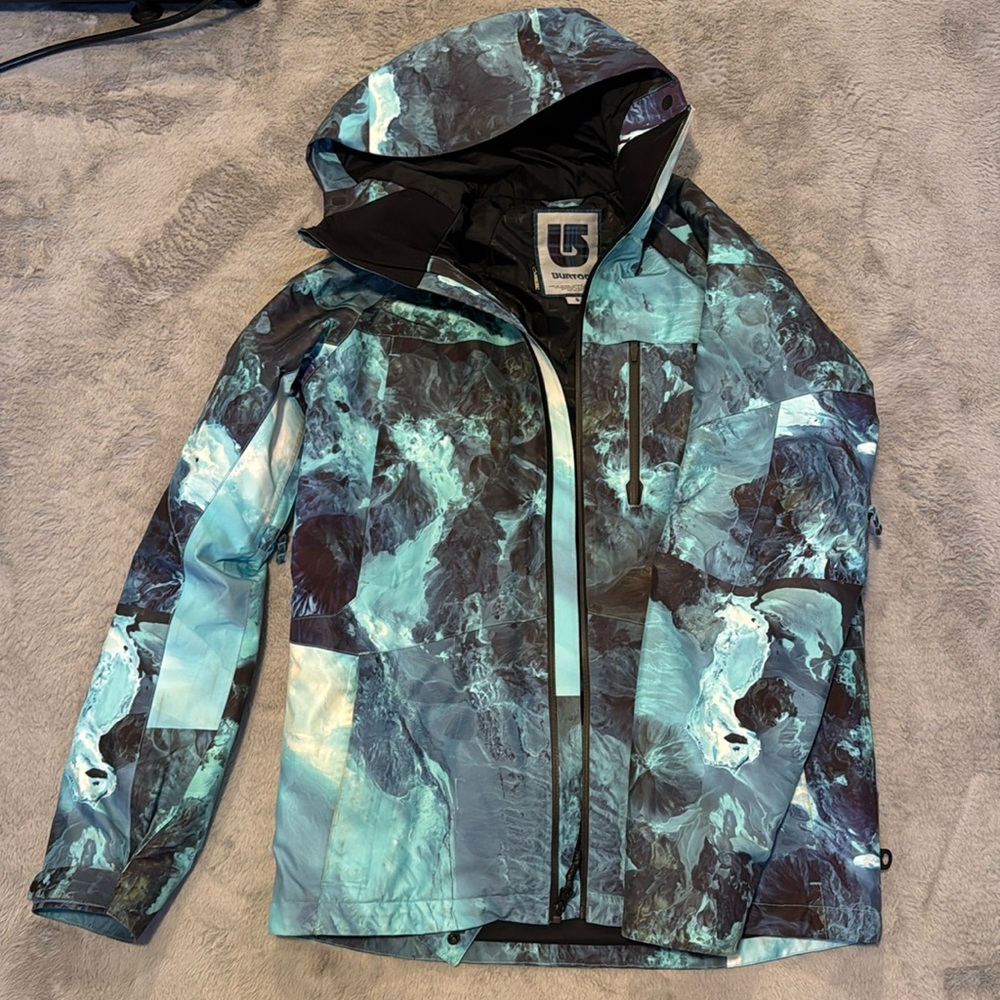 BURTON- Men’s size S snowboard jacket
